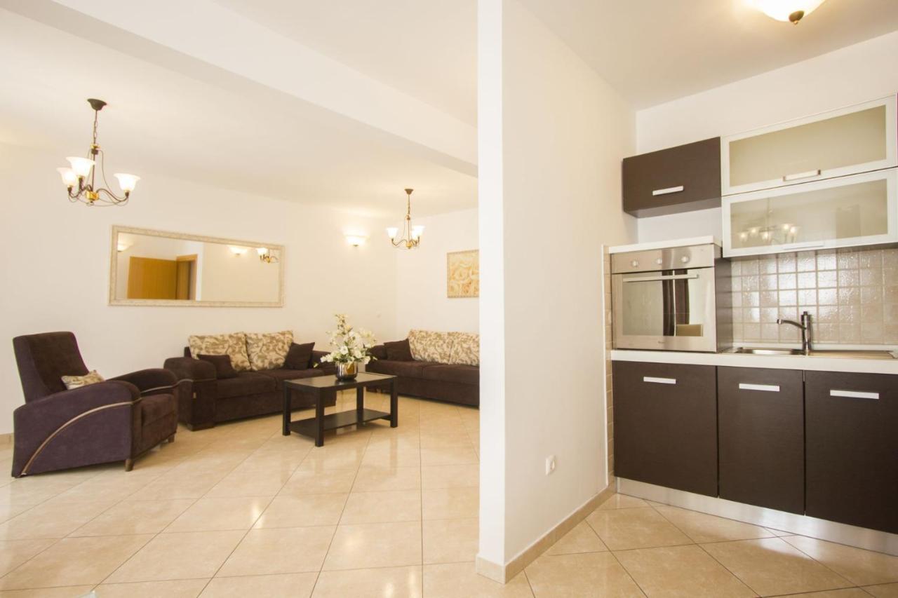 Apartments Paradise Trogir Exterior foto