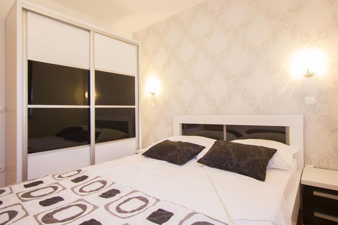 Apartments Paradise Trogir Exterior foto